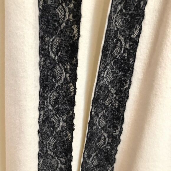 Lace trim cardigan - Picture 3 of 13